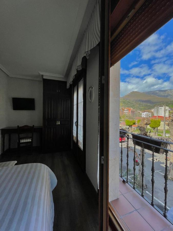 Hotel Rural El Torrejon Arenas De Cabrales Ngoại thất bức ảnh