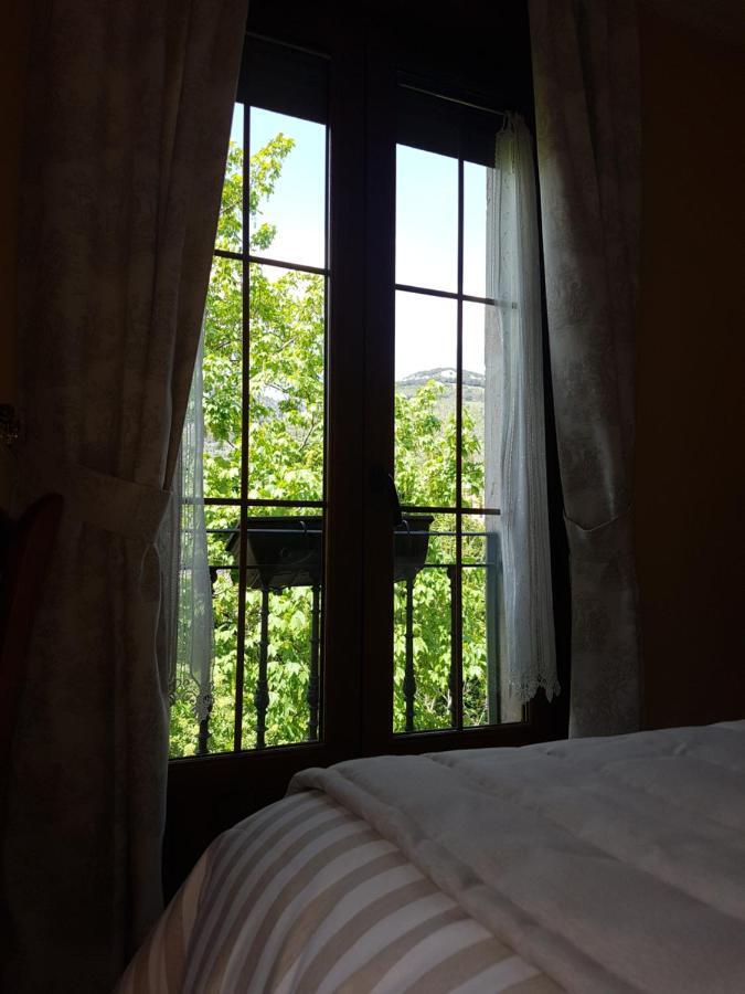 Hotel Rural El Torrejon Arenas De Cabrales Ngoại thất bức ảnh